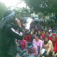 Seribuan Pabrik Tekstil Mogok Kerja